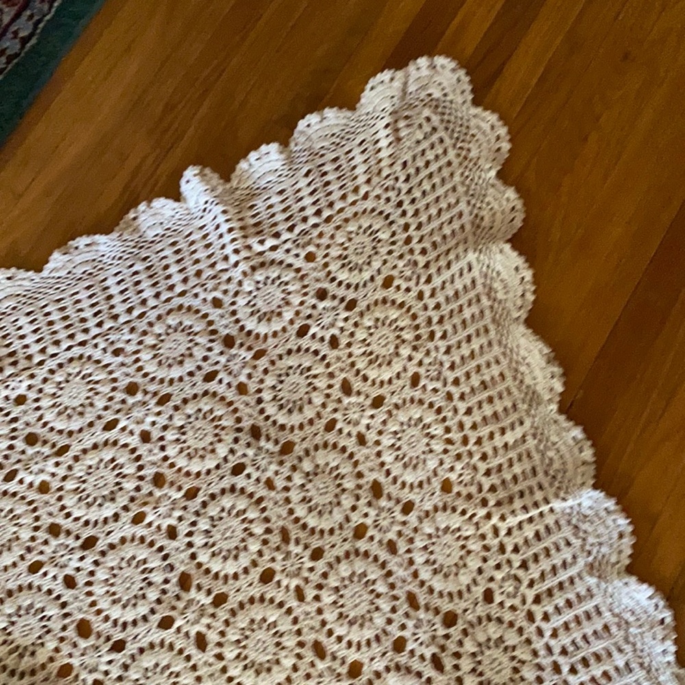 Beautiful hand crocheted tablecloth. 58x76